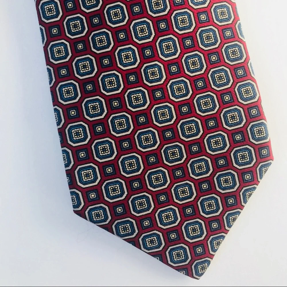 Mallory Church red geometric neck tie